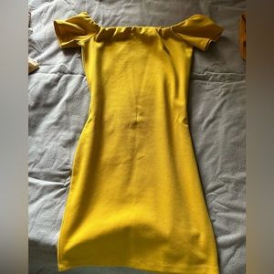 Off the shoulder mustard yellow bodycon